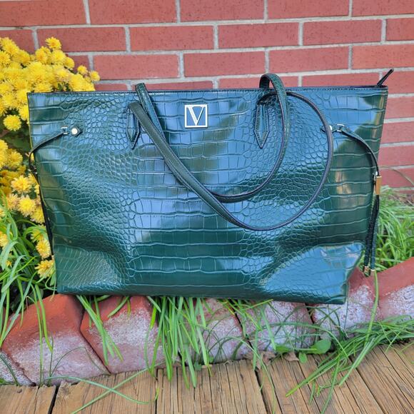 Victoria’s Secret Carryall Tote – Emerald Green Faux Croc, Discontinued 2021 - Picture 1 of 11